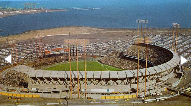 Photo of an aerial view of Candlestick Park during a day game.  