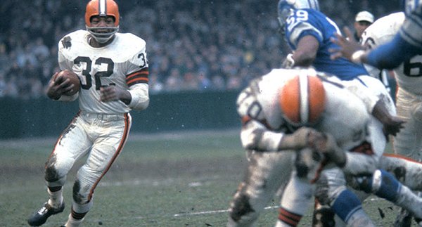 Photo of legendary Browns running back Jim Brown vs. the Detroit Lions. 