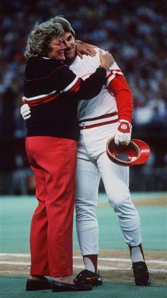 Cincinnati Reds Owner Marge Schott Congratulating Pete Rose after hit #4192.