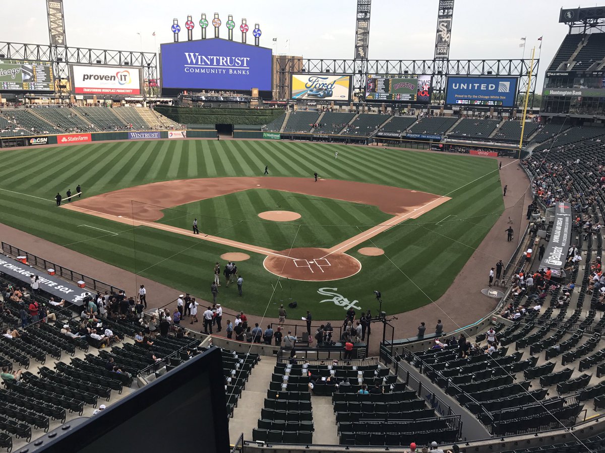 Photo of Guaranteed Rate Field from the club level.