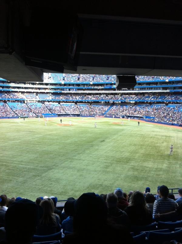 Photo of the Rogers Centre from the 100 level outfield seats.