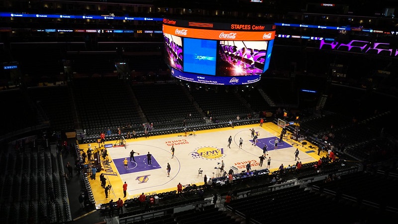 Photo of the court at the Staples Center during a Los Angeles Lakers game.