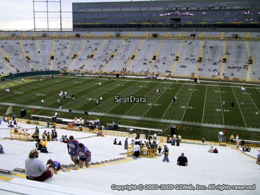 Seat view from section 415 at Lambeau Field, home of the Green Bay Packers