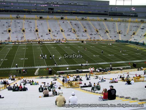 Seat view from section 423 at Lambeau Field, home of the Green Bay Packers