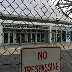 Photo of Mellon Arena before demolition.