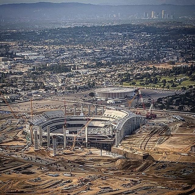 Aerial photo of the construction site of the new football stadium in Inglewood, California.