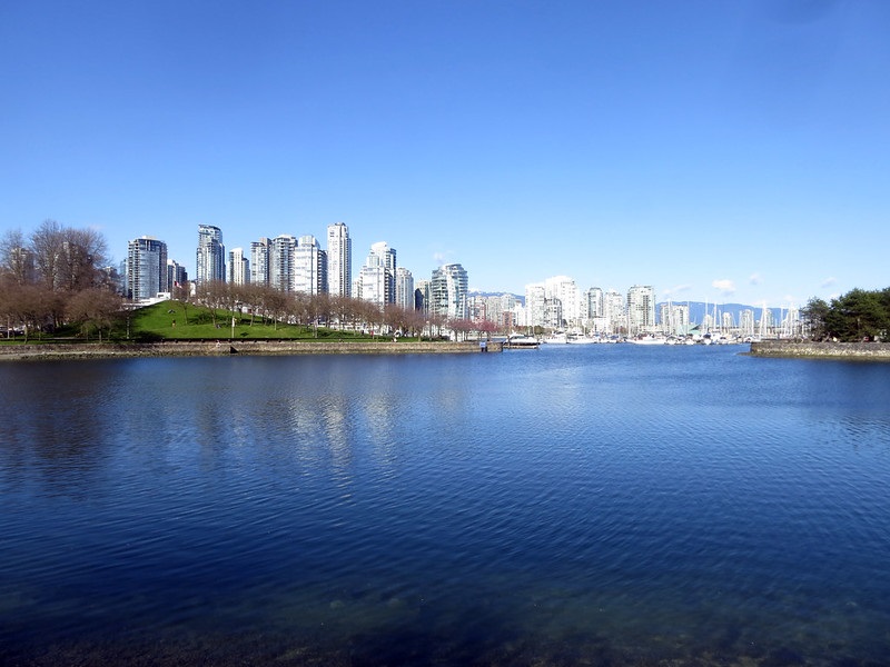 Photo of the Vancouver, British Columbia skyline.