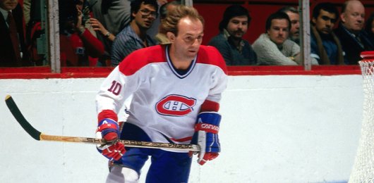 Photo of former Montreal Canadiens right winger Guy Lafleur.