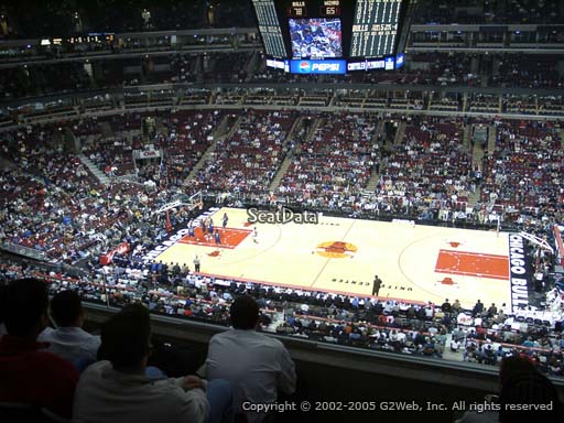 Seat view from section 333 at the United Center, home of the Chicago Bulls